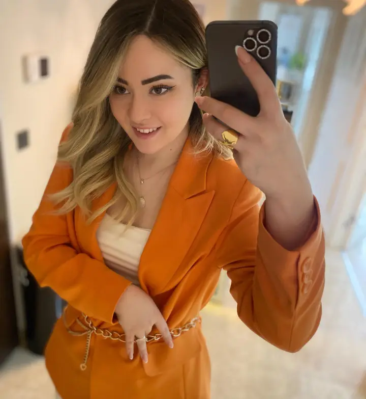 Aleyna Gülten, kalıcı makyaj uzmanı