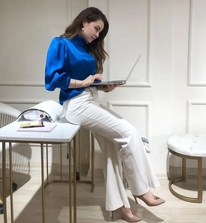 Aleyna Gülten, kalıcı makyaj uzmanı