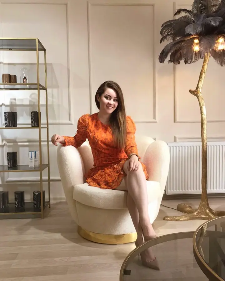 Aleyna Gülten, kalıcı makyaj uzmanı