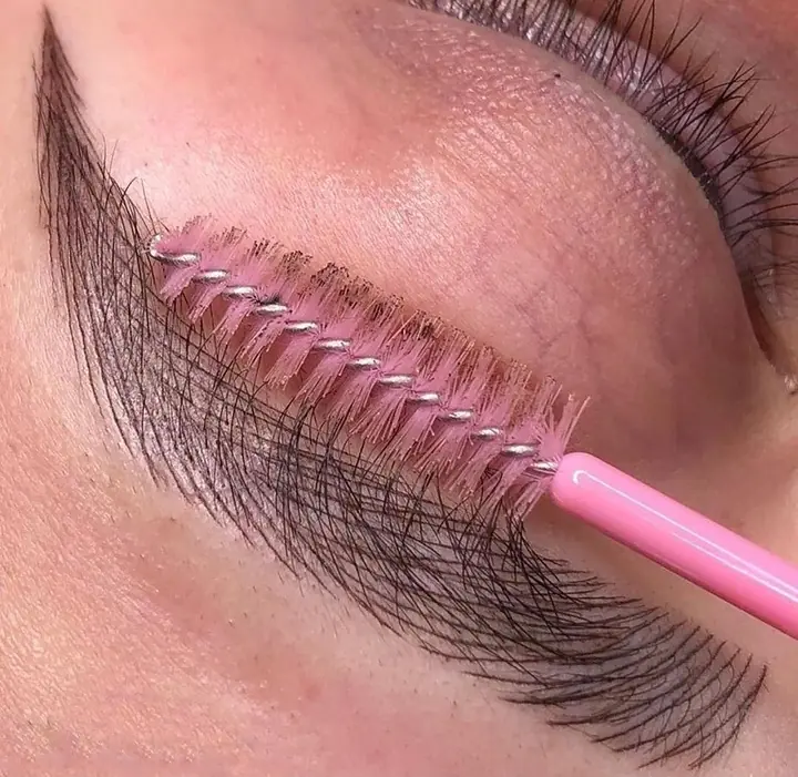 Microblading - Kalıcı makyaj işlem aşaması